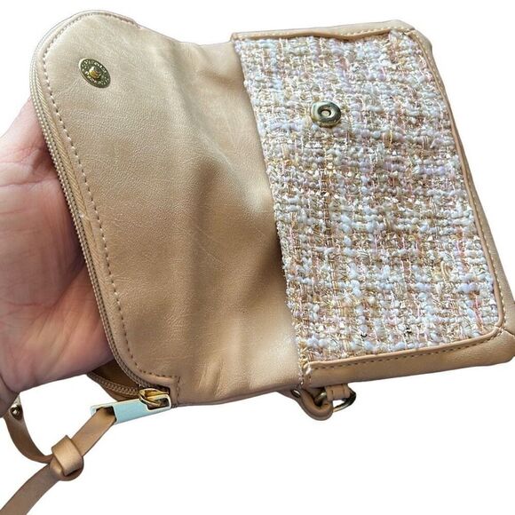 Maurice's Sequin Knit Tan Leather‎ Zip Clutch Purse - Picture 6 of 8